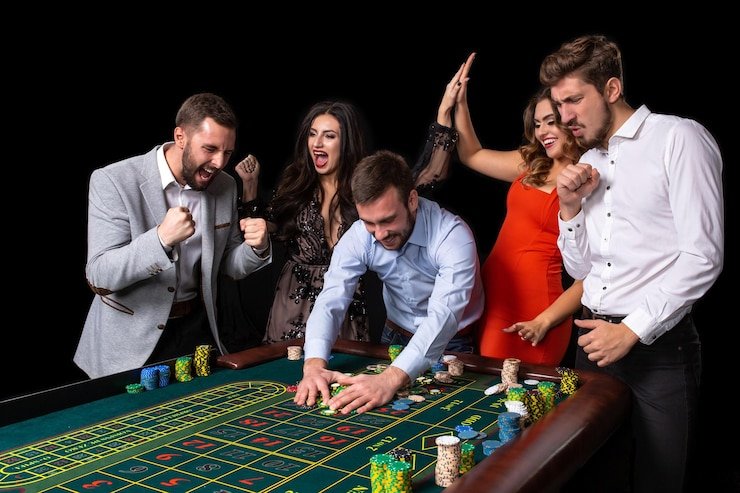 Live blackjack table at protogel176 with dealer and cards visible